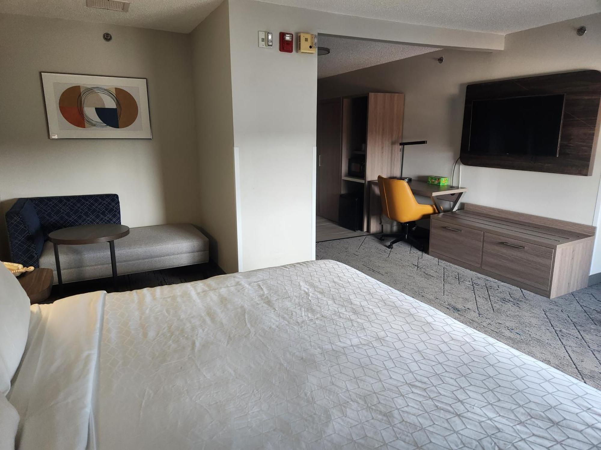 Holiday Inn Express & Suites Alliance By Ihg Eksteriør bilde