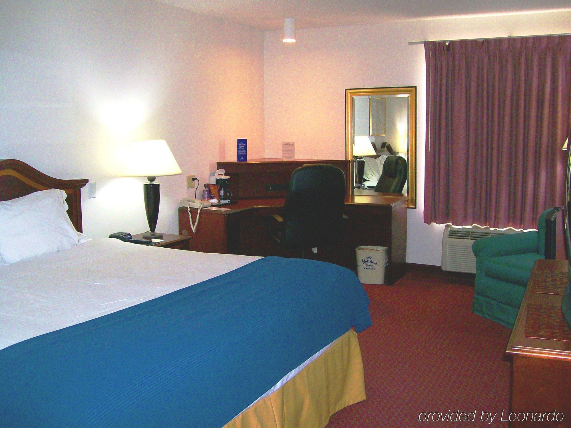 Holiday Inn Express & Suites Alliance By Ihg Eksteriør bilde