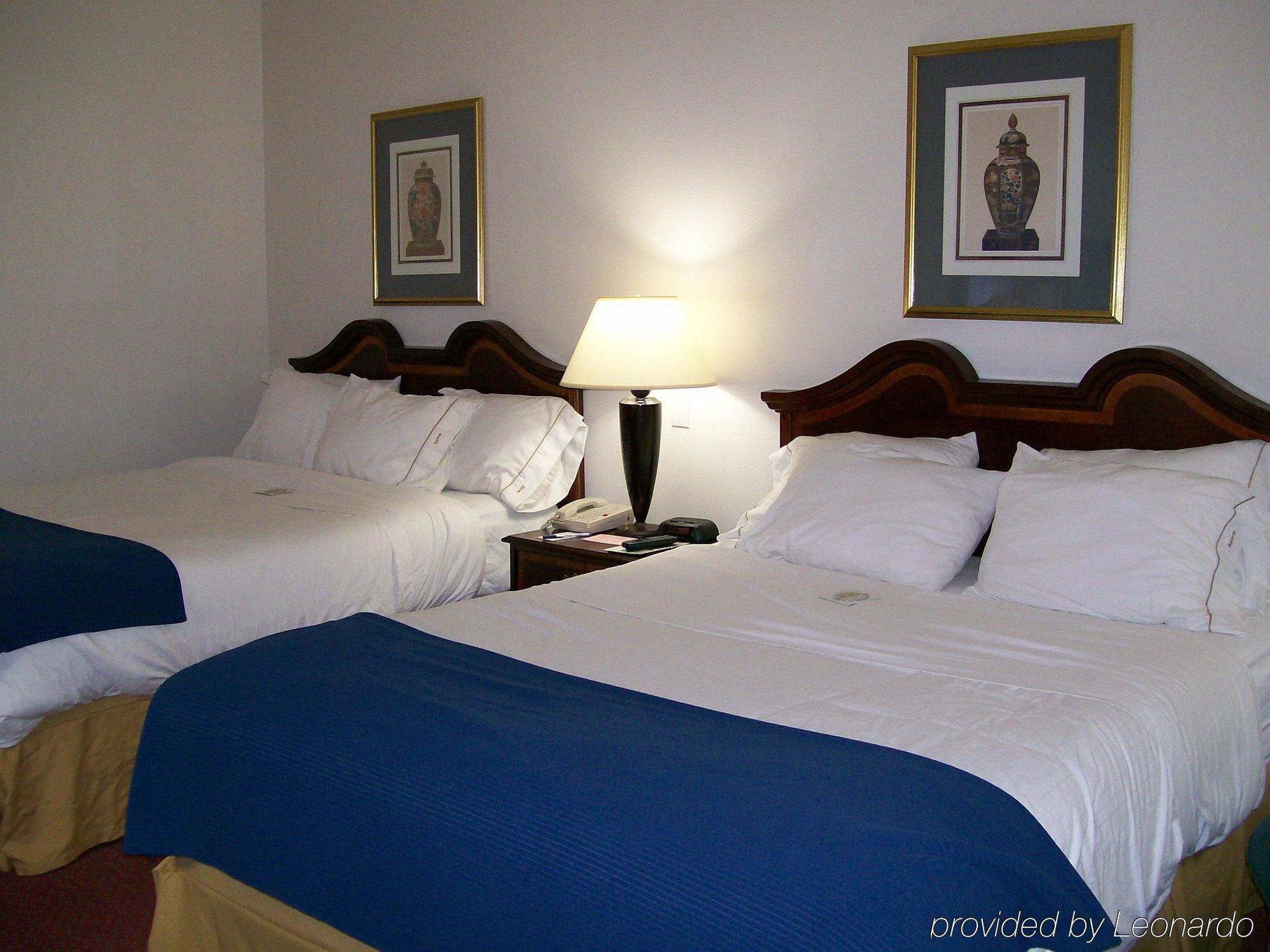 Holiday Inn Express & Suites Alliance By Ihg Eksteriør bilde