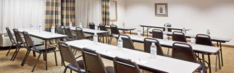 Holiday Inn Express & Suites Alliance By Ihg Eksteriør bilde