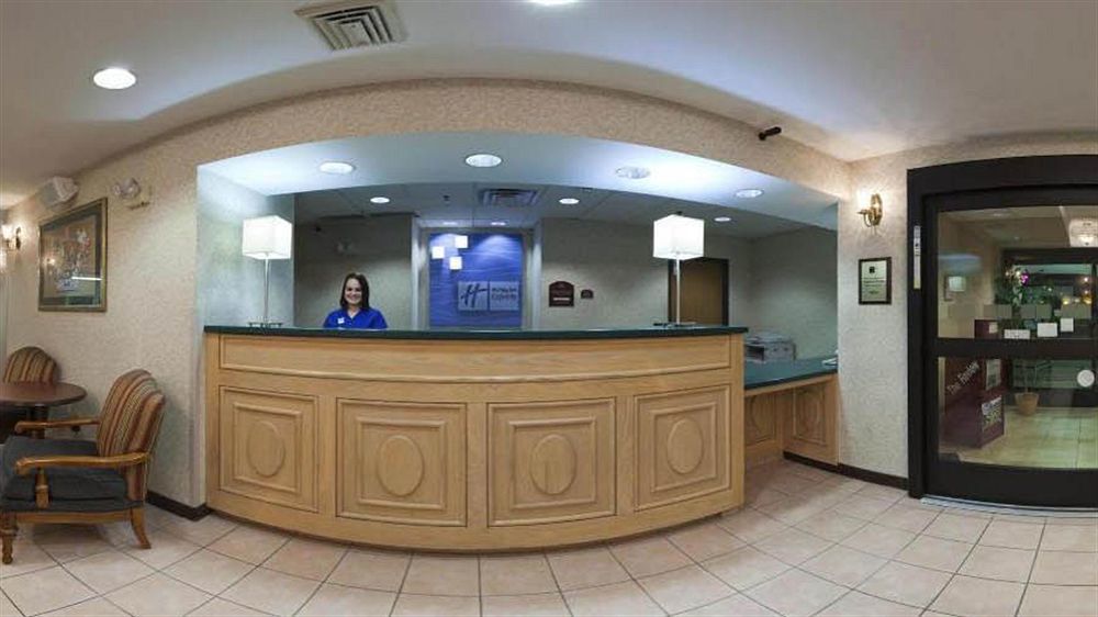 Holiday Inn Express & Suites Alliance By Ihg Eksteriør bilde